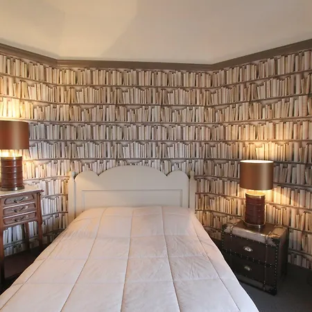 La Des Rosiers ベッド・アンド・ブレックファスト 3*