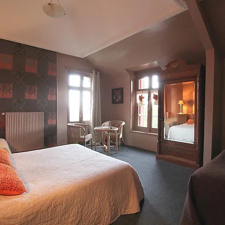 La Des Rosiers Bed and breakfast