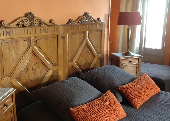 Bed & Breakfast La Des Rosiers 3*