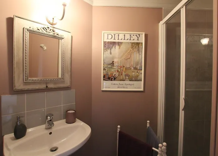 Bed & Breakfast La Des Rosiers Cricquebœuf