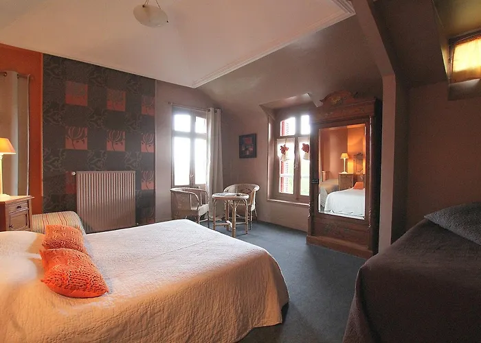 La Des Rosiers Bed & Breakfast