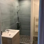 Bed & Breakfast La Des Rosiers 4*
