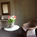 Bed & Breakfast La Des Rosiers 4*