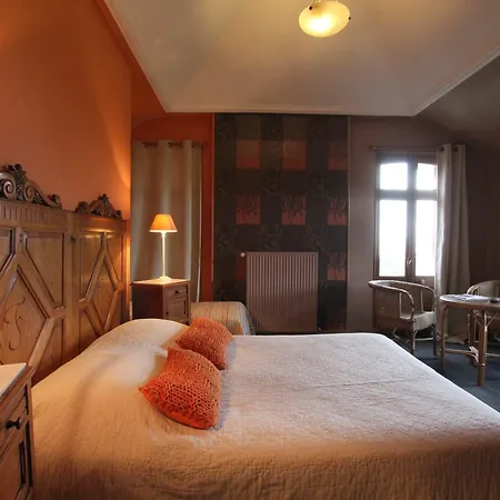 La Des Rosiers Bed & Breakfast Cricquebœuf