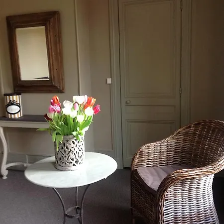 Bed & Breakfast La Des Rosiers 4*
