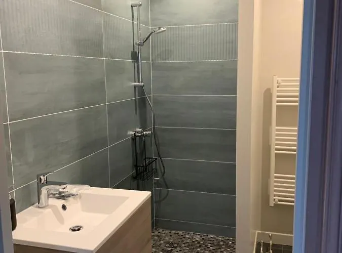 Bed & Breakfast La Des Rosiers 3*