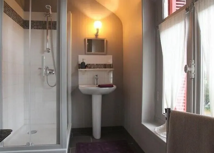 Bed & Breakfast La Des Rosiers 3*